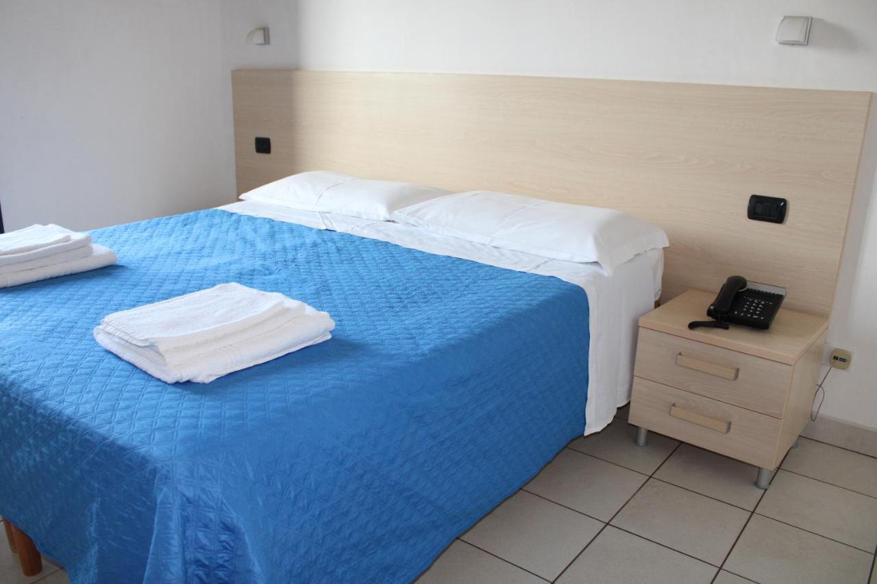 Residence Blu Mare Alimini Otranto Esterno foto