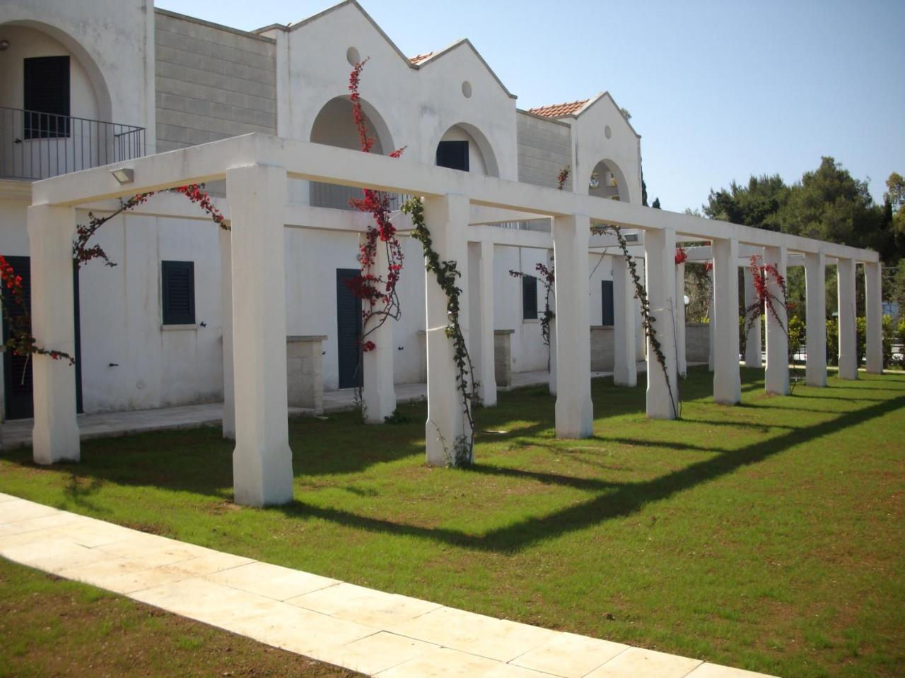 Residence Blu Mare Alimini Otranto Esterno foto