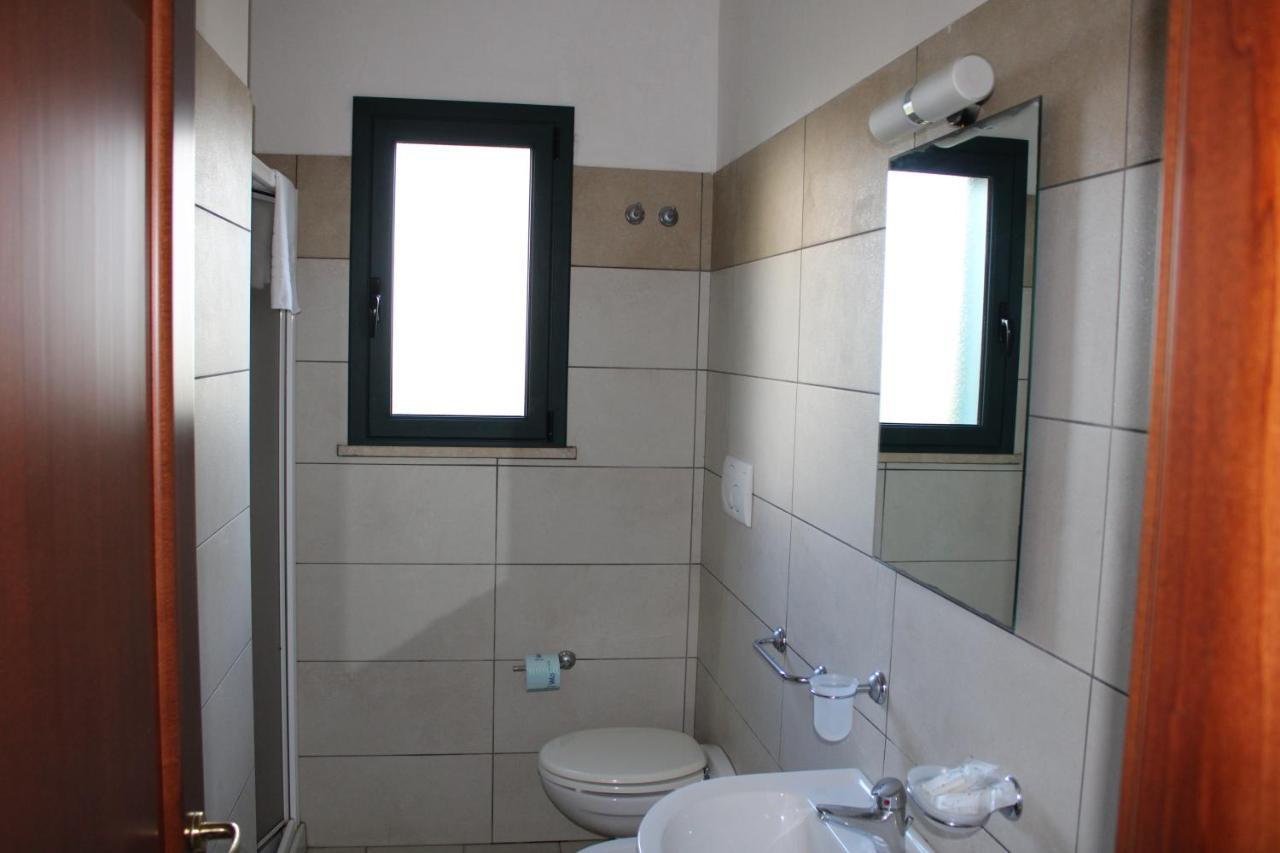 Residence Blu Mare Alimini Otranto Esterno foto